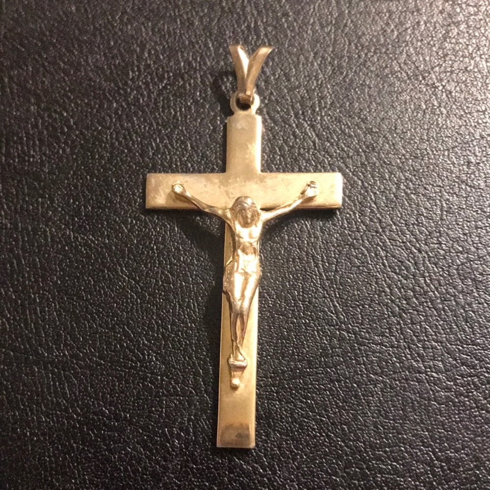 3D Jesus on Cross pendant